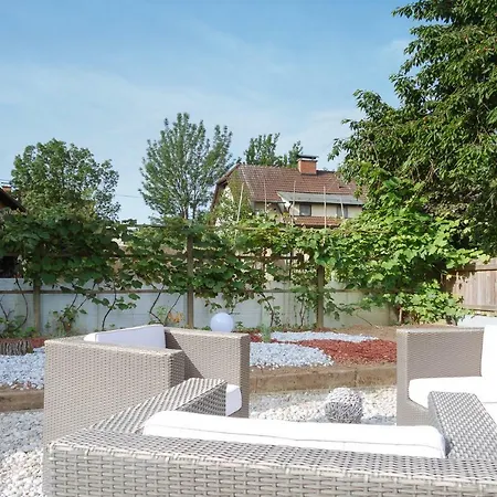 Homestay Garden House Ljubljana